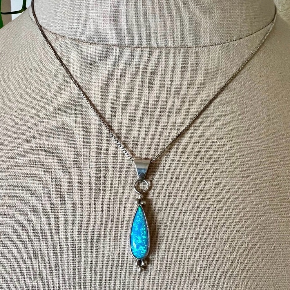 Vintage Sterling Silver Blue Fire Opal Necklace & Pendant